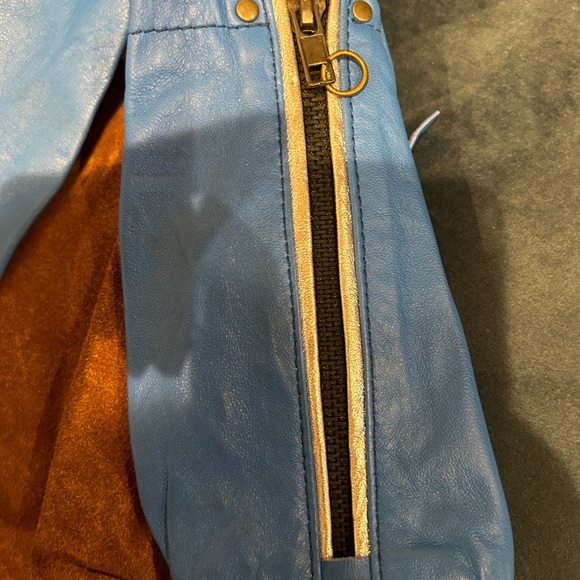 NWOT / Genuine suede and vegan leather Vintage Animal Print Tote Bag - Picture 5 of 5